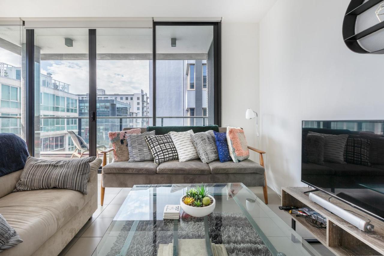 Light, Airy, Spacious Queens Road Apartment Melbourne Exterior photo