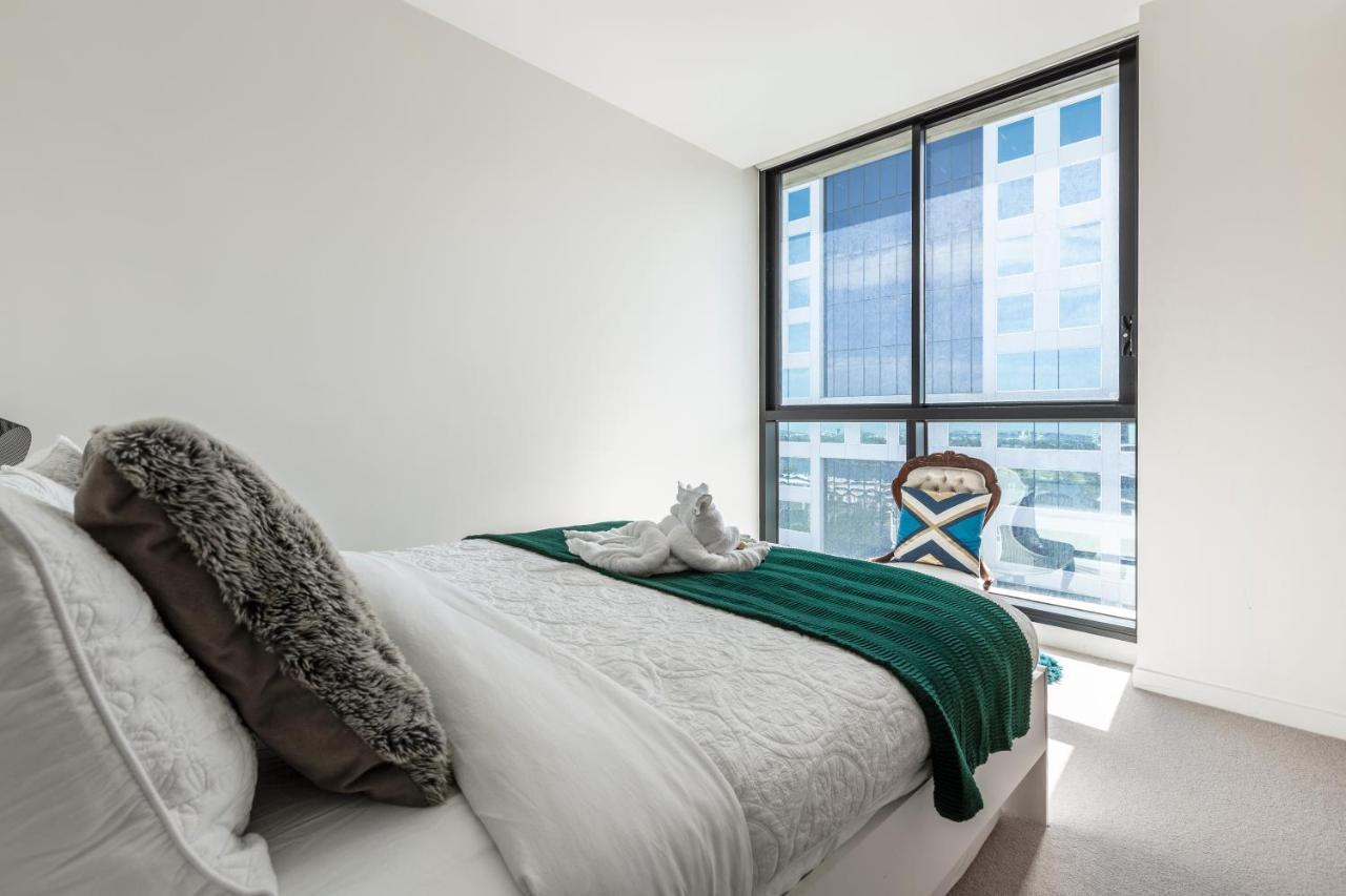 Light, Airy, Spacious Queens Road Apartment Melbourne Exterior photo